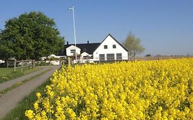 Arnhög Farm
